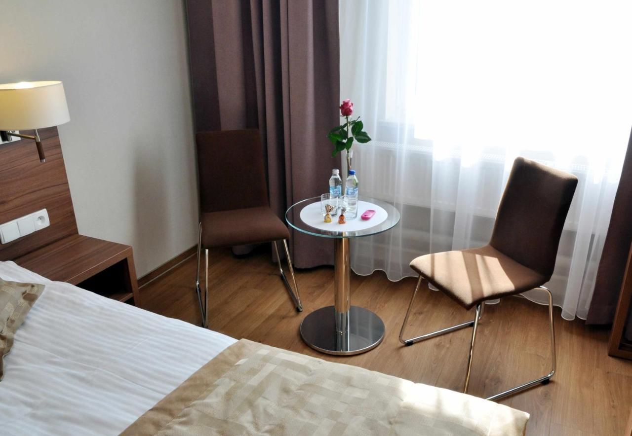 Отель Hotel Topaz Poznań Centrum Познань-32